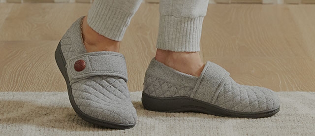 ladies slippers with support